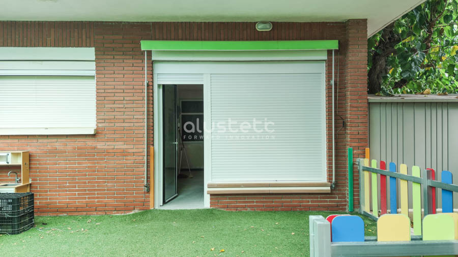 K·LINE windows at El Gavot Nursery School