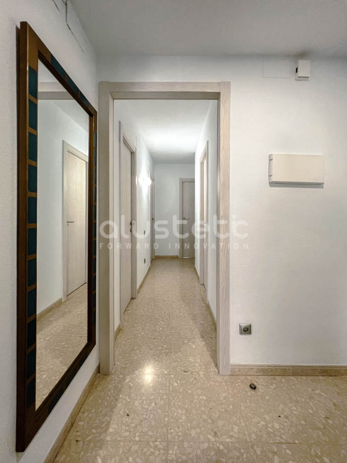 Aluminium interior doors in the Safínea project